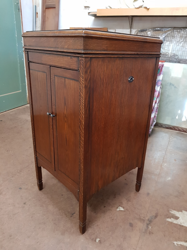 Bates French Polish Bates French Polishers East Brisbane